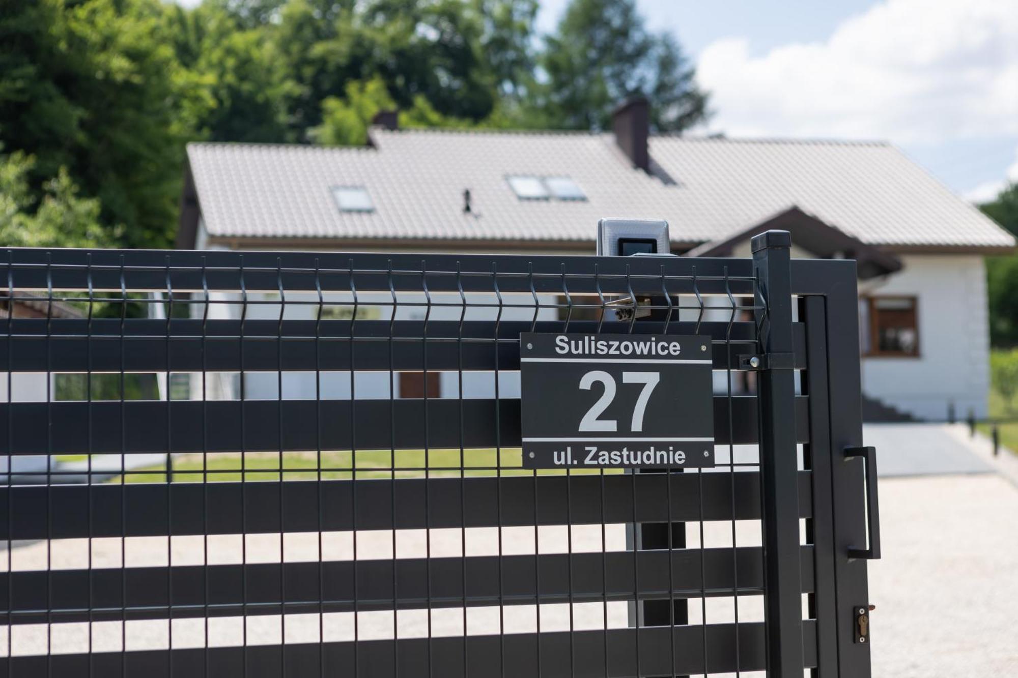Pokoje Jurajski Zakamarek Zarki Exteriör bild